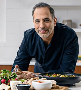 Photo of Yotam Ottolenghi